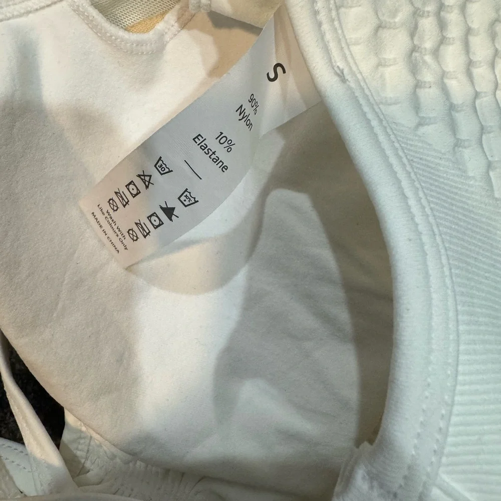 HALARA Cream Cross-Back Bralette - Picture 3 of 5